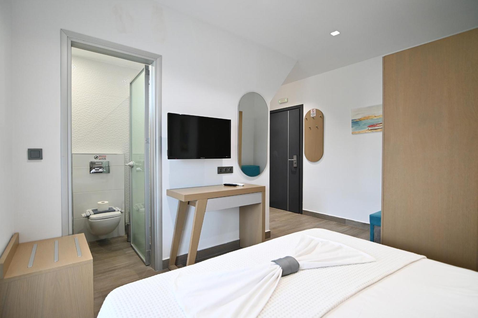 Amalia Rooms Sea View Vrasná Екстериор снимка