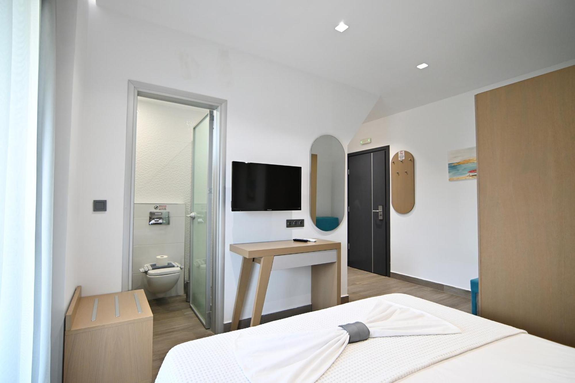 Amalia Rooms Sea View Vrasná Екстериор снимка